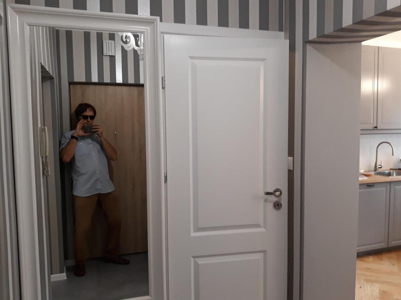 קטוביץ 2 Bedroom City Center Apartment מראה חיצוני תמונה